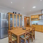 Casa Dos Amigos * Pico da Pedra