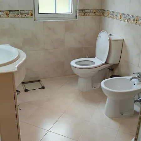 Casa Dos Amigos 2 *