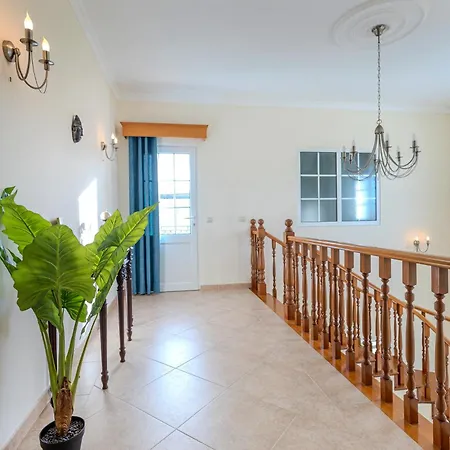 Casa Dos Amigos *